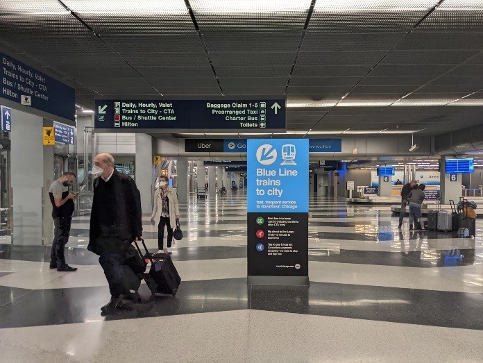 Blue Line Signage at O'hare_Full length sign
