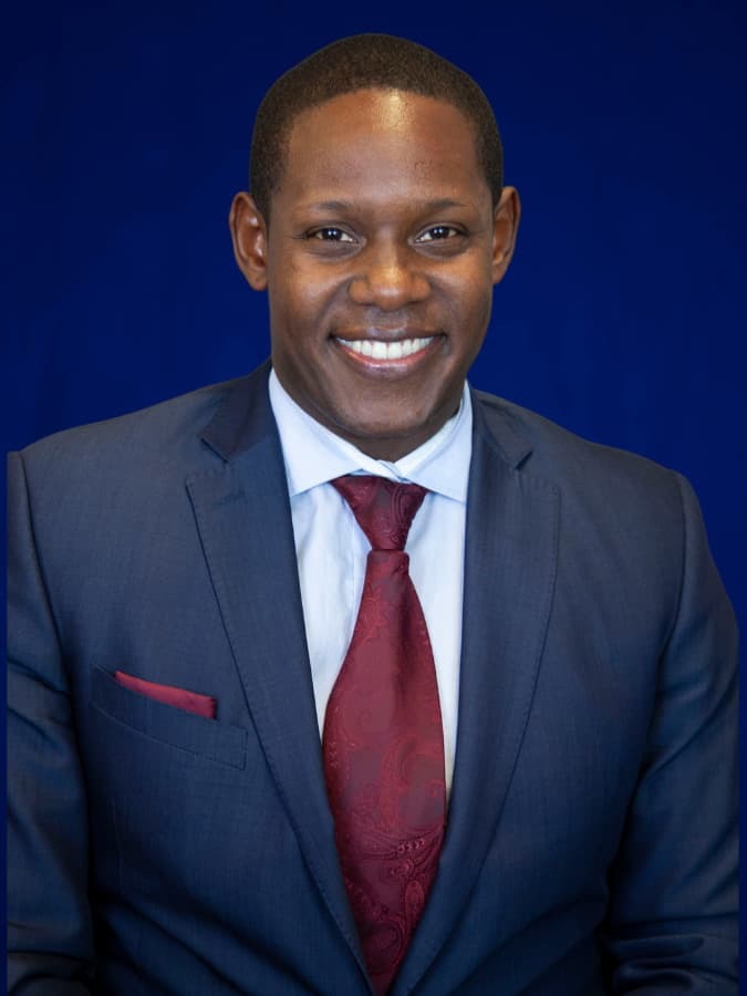 Yohannes Ogunlesi headshot